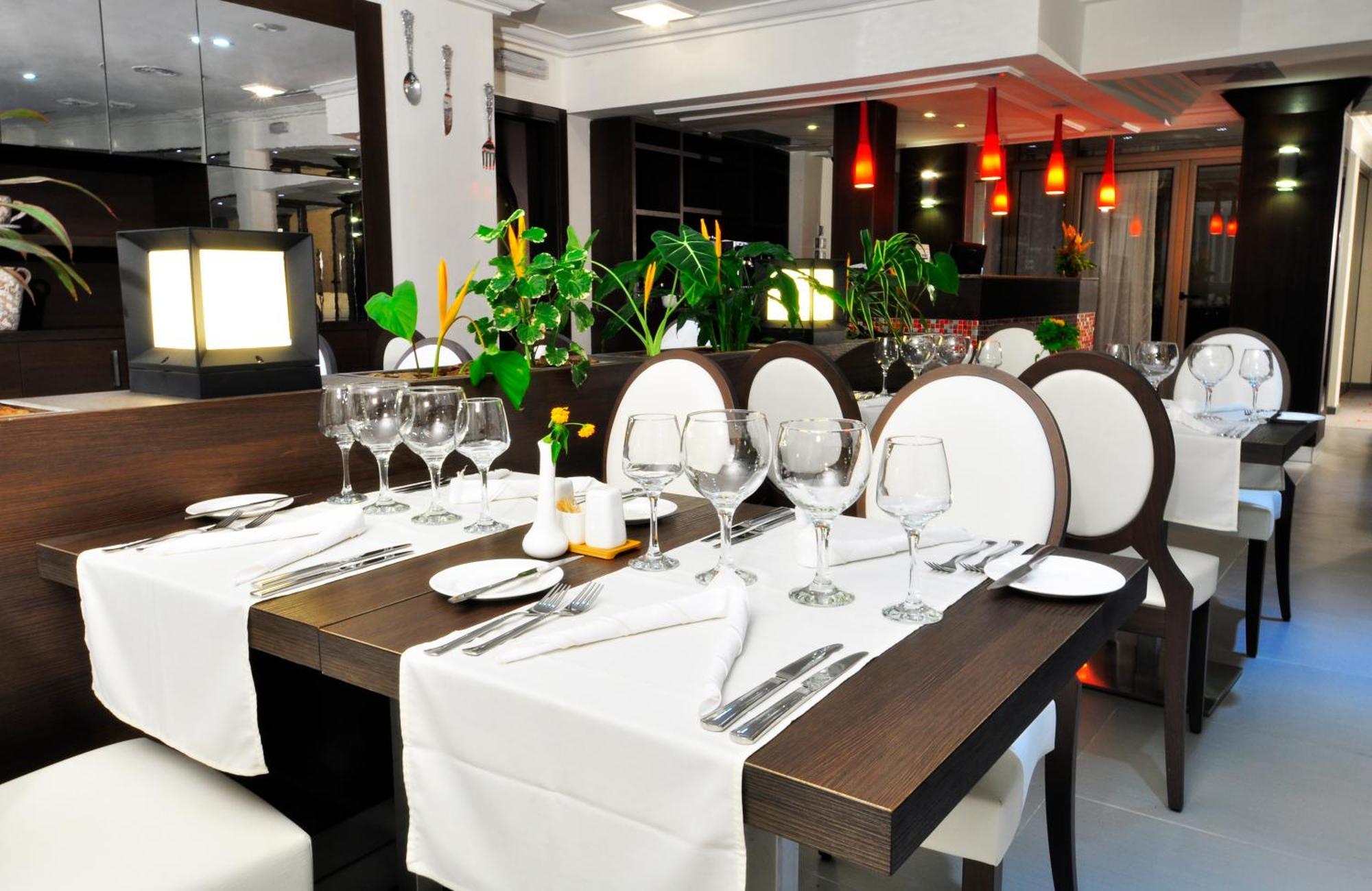 Benin Royal Hotel 코토누 외부 사진