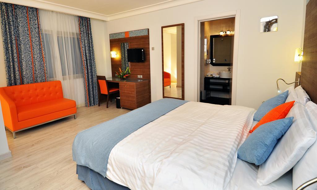 Benin Royal Hotel 코토누 외부 사진