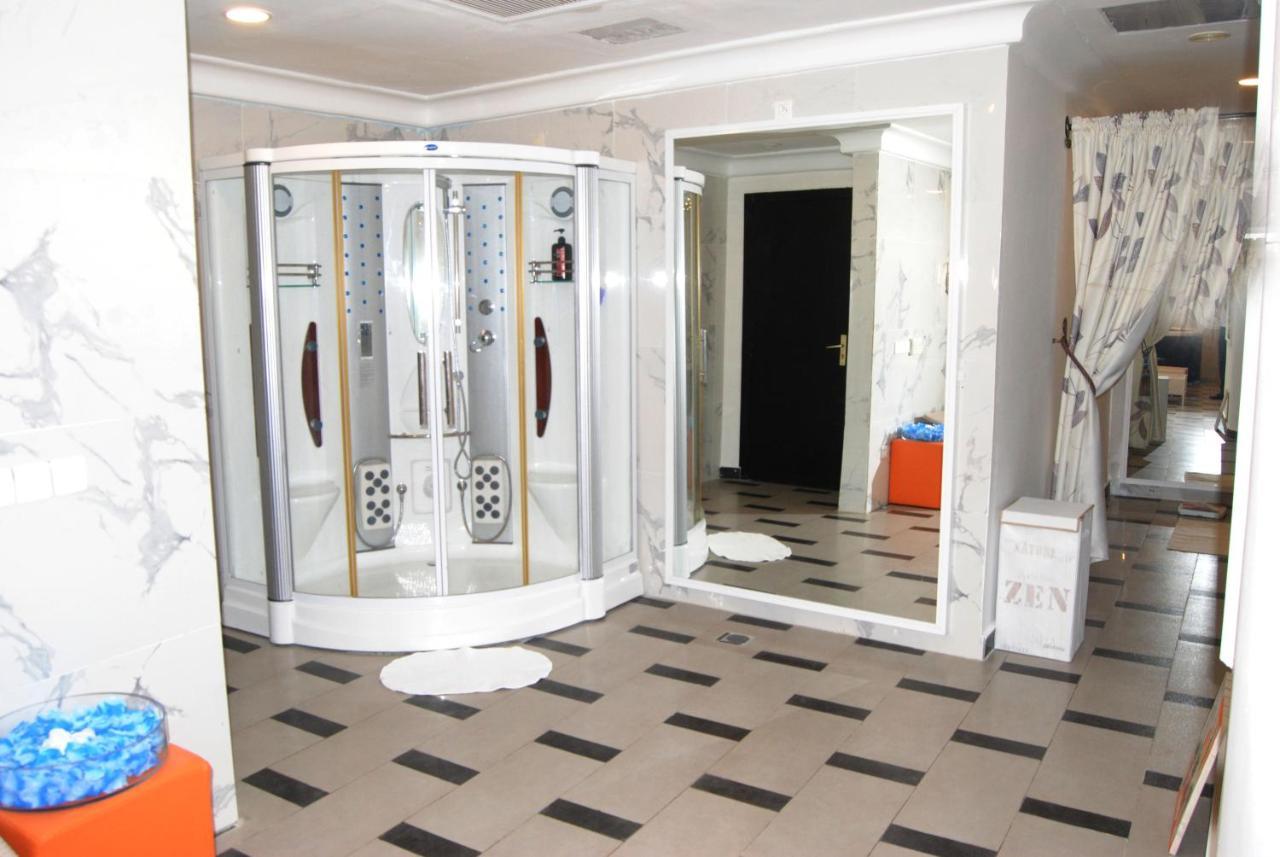 Benin Royal Hotel 코토누 외부 사진