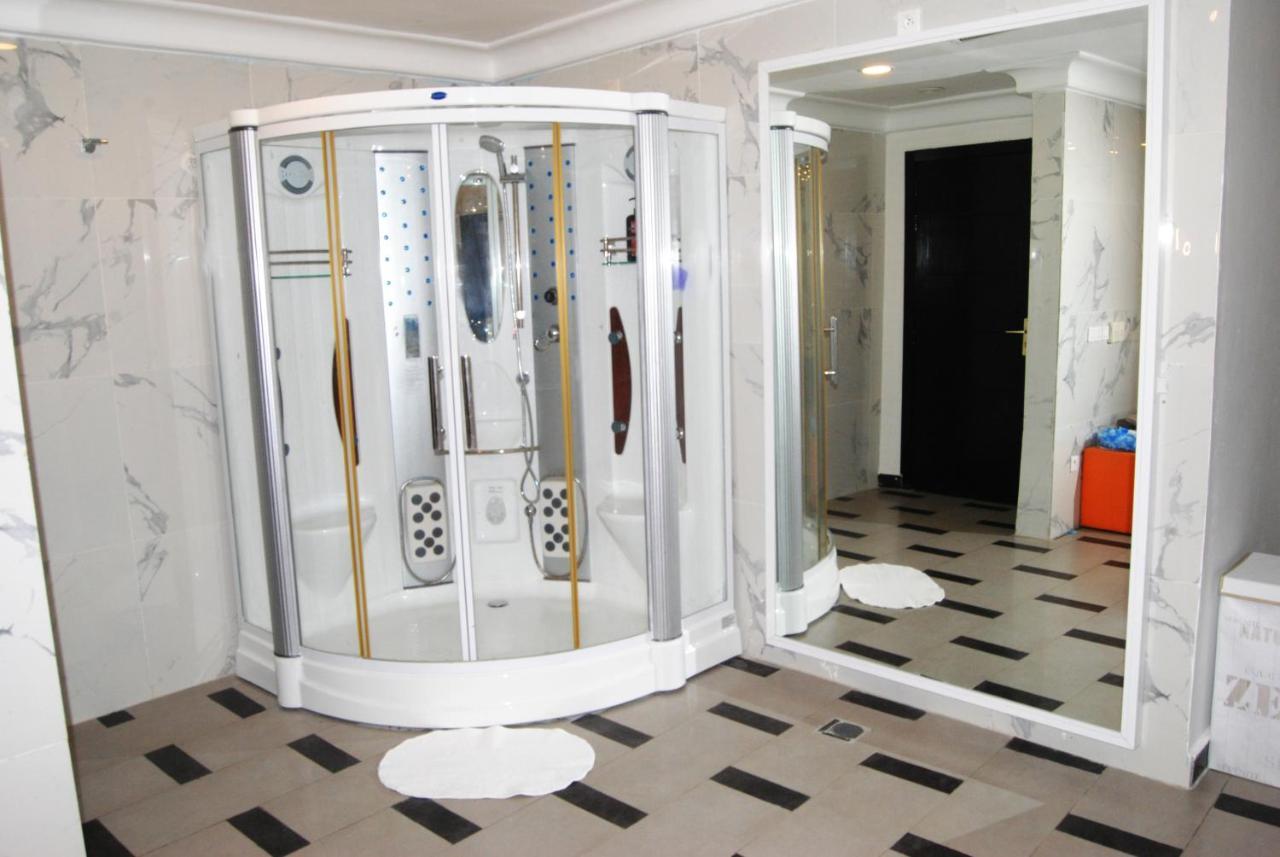 Benin Royal Hotel 코토누 외부 사진